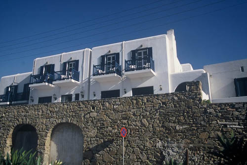 Cyc_Mykonos_Adonis_006